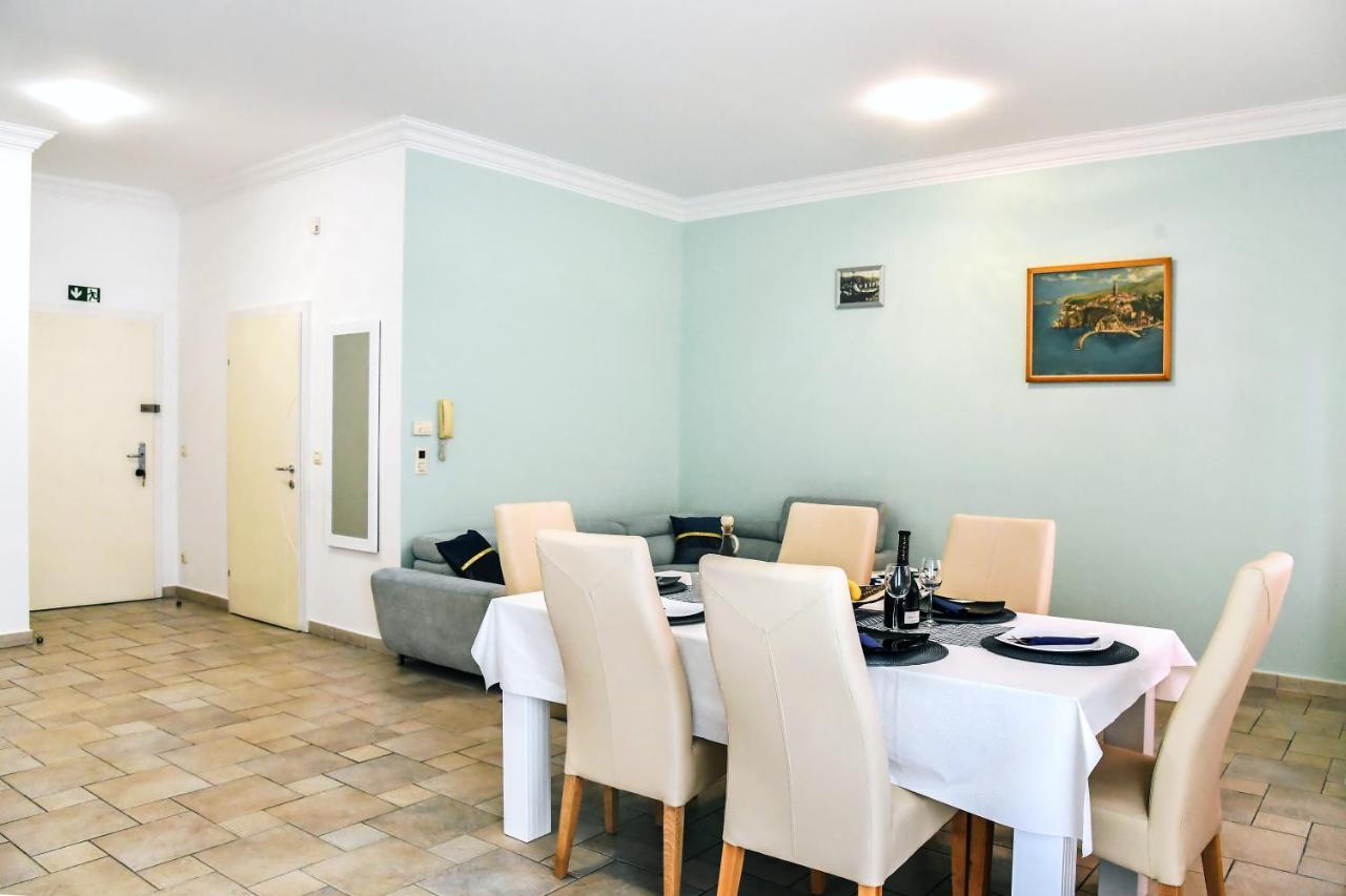 Apartman Lui Apartment Rijeka Ngoại thất bức ảnh